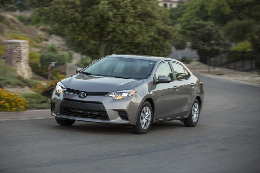  Toyota Corolla 2014 года  (фото 140 из 212)